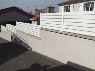 Photo n°17 de Pôle Habitat Avenir Automatisme à Sérézin-du-Rhône (Fournisseur de portes de garage)