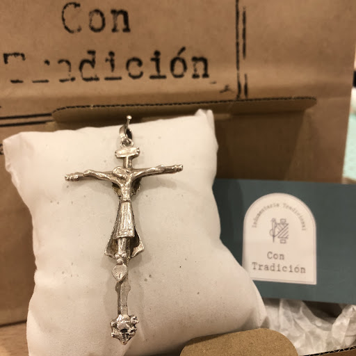 Con Tradición - Visual