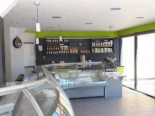 Photo n°12 de Boucherie charcuterie les 3 pommes à Bayeux (Boucherie-charcuterie)