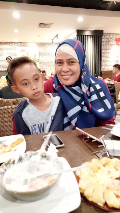 Photos of Pizza Hut Restoran - Ratu Indah Mall Makassar