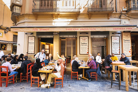 LOLITA Taberna Andaluza C. Granada, 17, Distrito Centro, 29015 Málaga, España