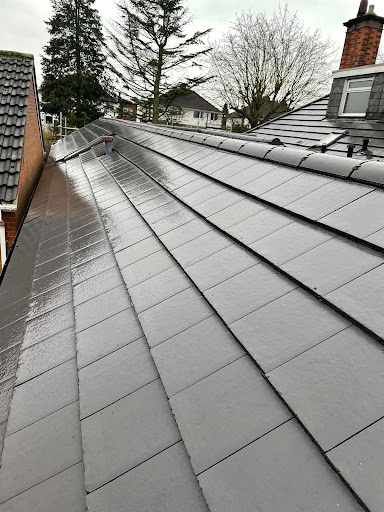 LB Roofing Logo