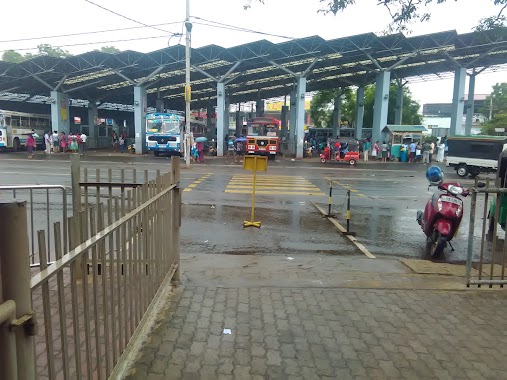 Madawachchiya Bus Stand, Author: Priyantha Ramanayake