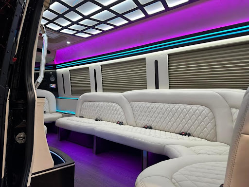 Lux VIP Transportation - Miami - Thumbnail