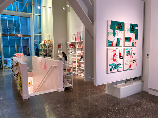 Quirk Gallery - Visual