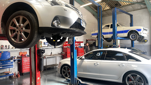 KERR MOTORS GARAGE SERVICES SOUTHPORT