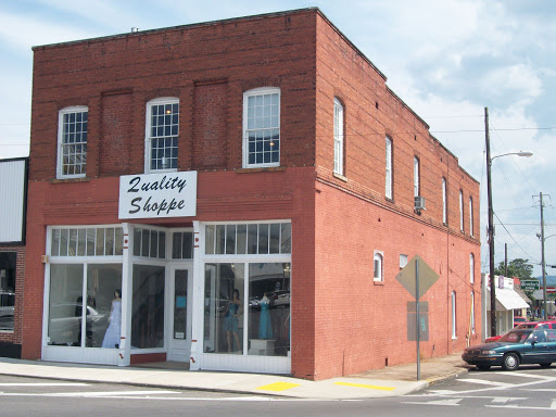 Quality Shoppe - Visual