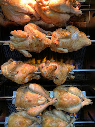 Photo n°12 de Mama Roasta à Issy-les-Moulineaux (Restauration rapide)