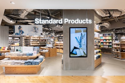 Standard Products マロニエゲート銀座店