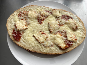 Photo n°17 de Les quatre saisons_bar-épicerie à La Heunière (Sandwicherie)