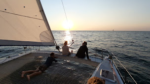 Photo n°2 de Catamaran Azulile | Croisière découverte de la voile , bateau à voile , naviguer sur Oléron à St Denis (Endroit où l'on pratique la voile)