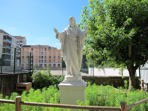 Middle School Saint-Louis/Saint-Bruno Gallery - France