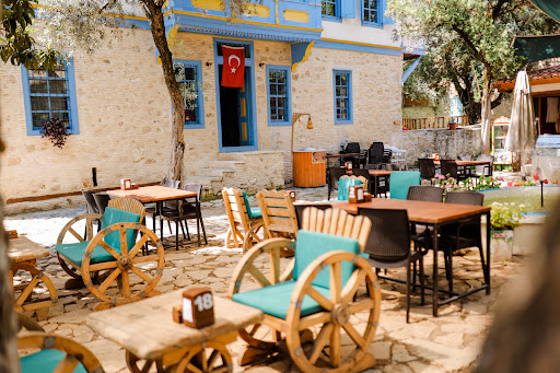 ZAADEM CAFE RESTAURANT