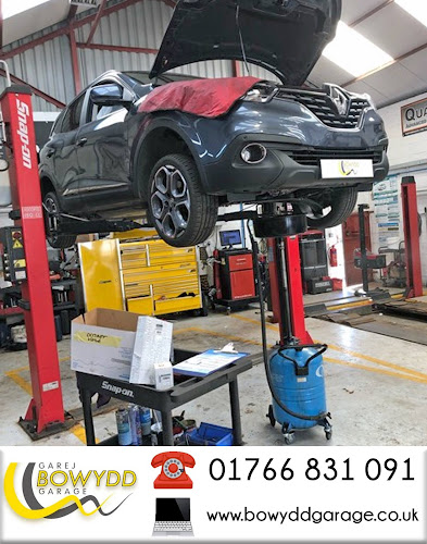 Garej Bowydd Garage Ltd, Independent Land Rover, Range Rover, Audi, Volkswagen, Specialist Gwynedd, North wales Open Times