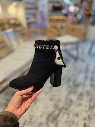 Photo n°27 de Place des filles à Lunéville (Magasin de chaussures)