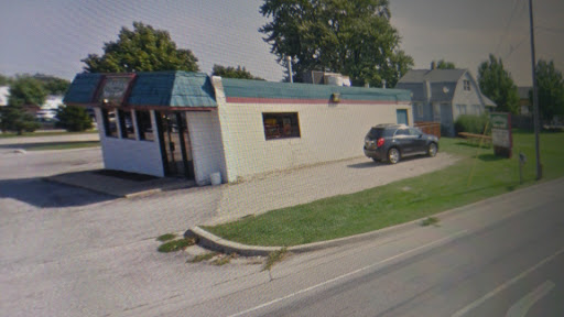 Coleman's Crystal Lake Bar - Thumbnail