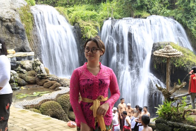 Waterfall & Secret Canyon Taman Beji Punggul