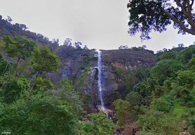 Photos of Diyaluma Waterfall