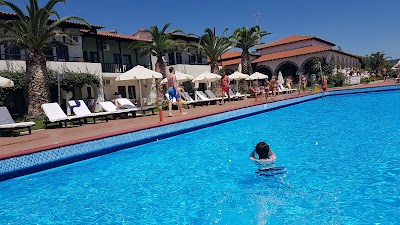 Photos of Assa Maris Bomo Club