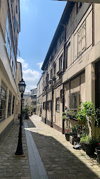 Photo n°3 de La Frange à l'envers à Paris (Dépôt-vente)