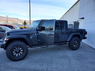 Lithia Chrysler Jeep Dodge RAM of Klamath Falls