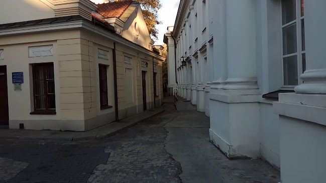 Krakowskie Przedmieście 26/28, 00-927 Warszawa