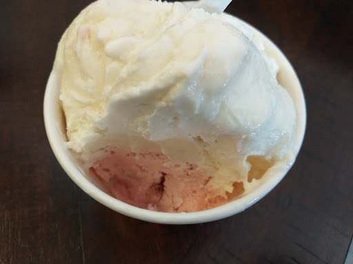 Scoops on 5th - Thumbnail