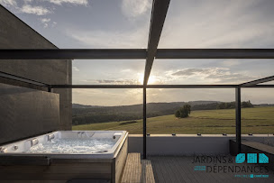 Photo n°37 de Jardins & Dépendances | Carré Bleu Clermont-Ferrand à Beaumont (Service de réparation de piscines)