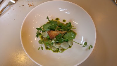 Photos of Caf&eacute; Modern