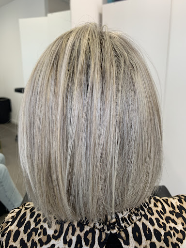 Cheveux Courts Idées Longues Orange - Thumbnail