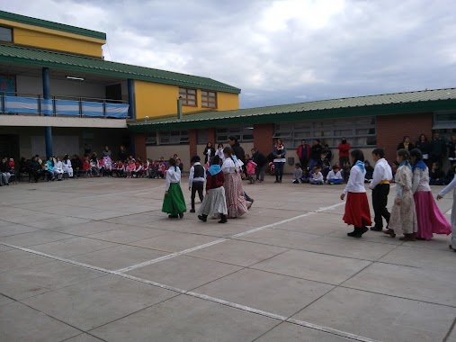 Escuela Guevara De Guevara, Author: Debora Aldao