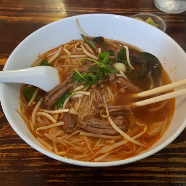 Von's Bistro