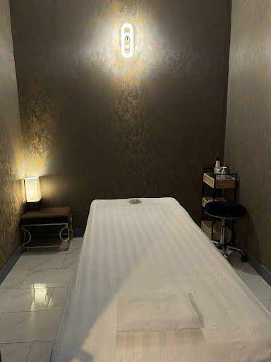 Encino Day Spa - Thumbnail