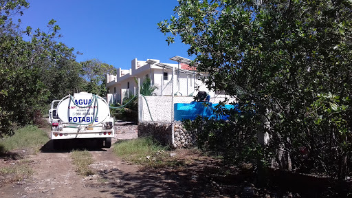 PIPAS HUATULCO AGUA DE MANANTIAL " BILMA GARCIA"