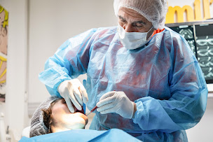 Photo n°8 de Dr Leon Amzalag à Paris (Dentiste)