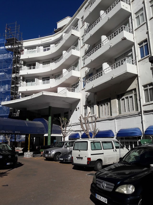Caleta Hotel