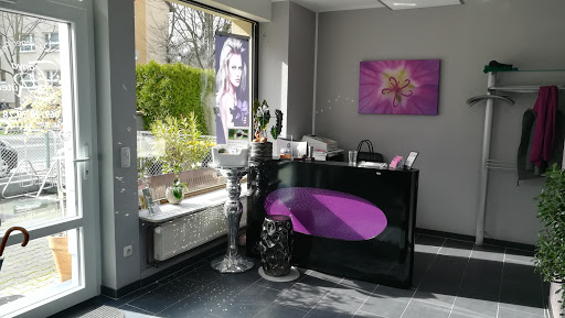 Hausener Friseur- und Kosmetikstubb