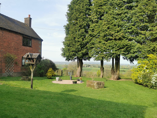 Wood Farm Logo