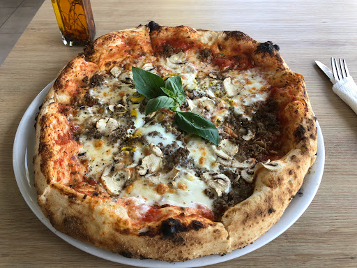 Pizza Bella Napoli Gallery - France
