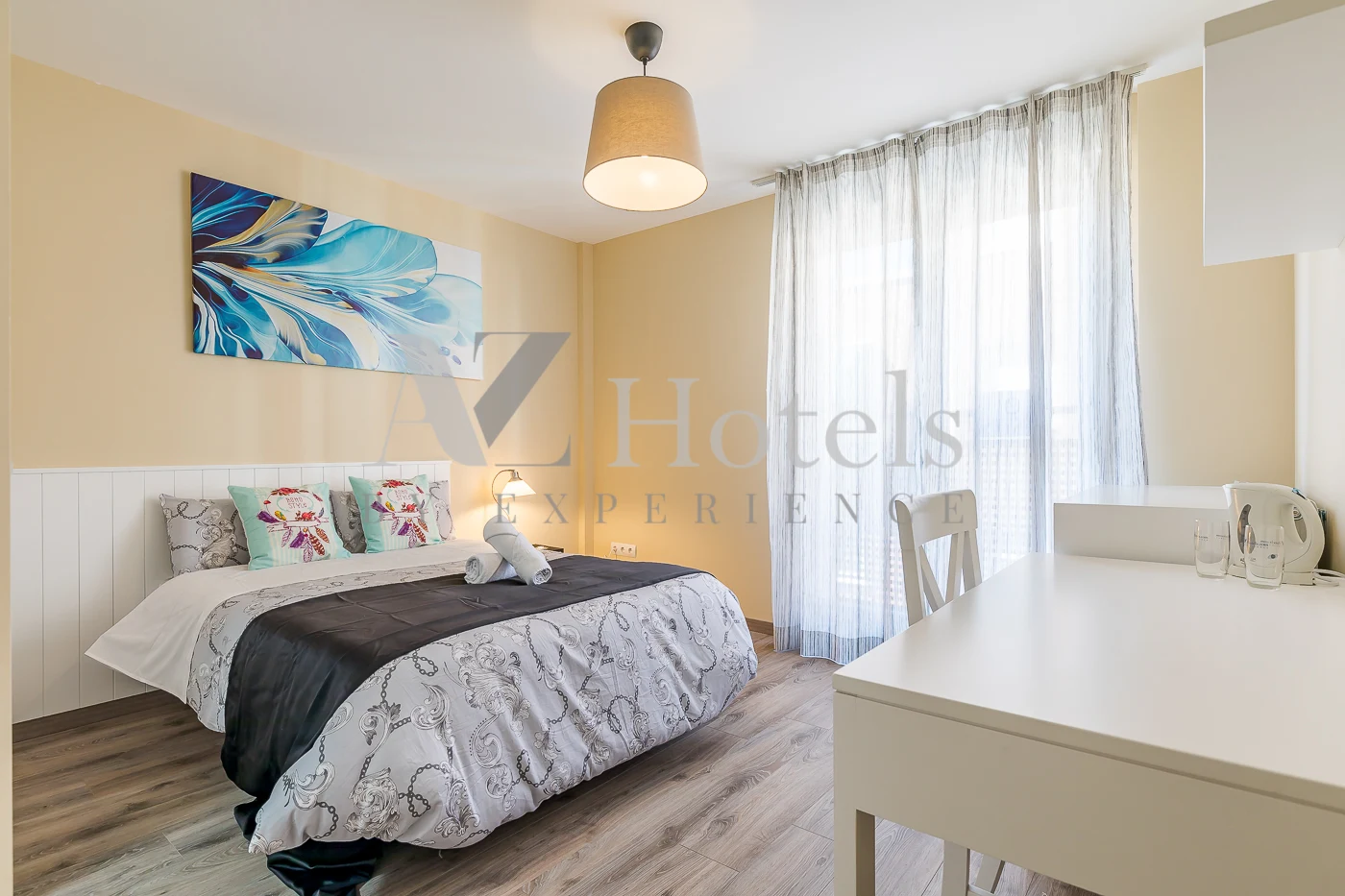 AYZ Villegas - Auto check-in property