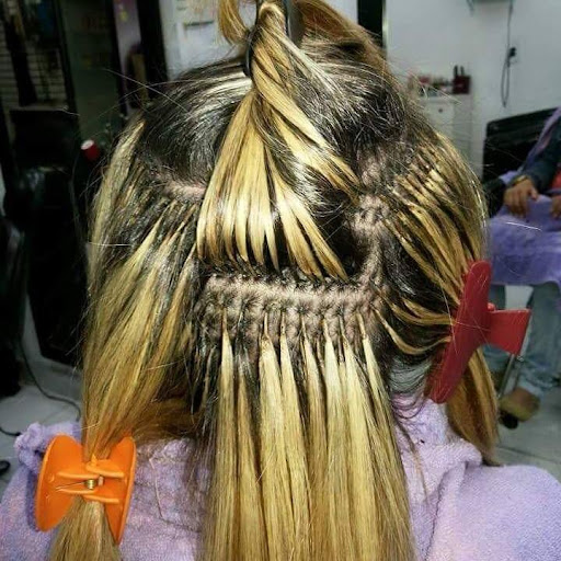 Discount braids and extensions - Thumbnail