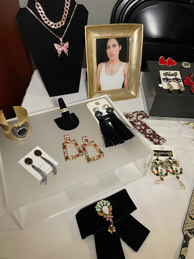 SOICA COLLECTIONS - Thumbnail