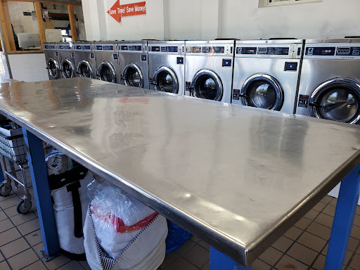 American Mega Laundromat - Thumbnail