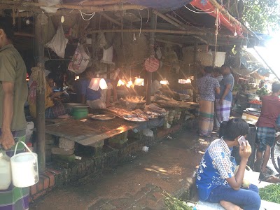 Photos of Hatirpool Kacha Bazar