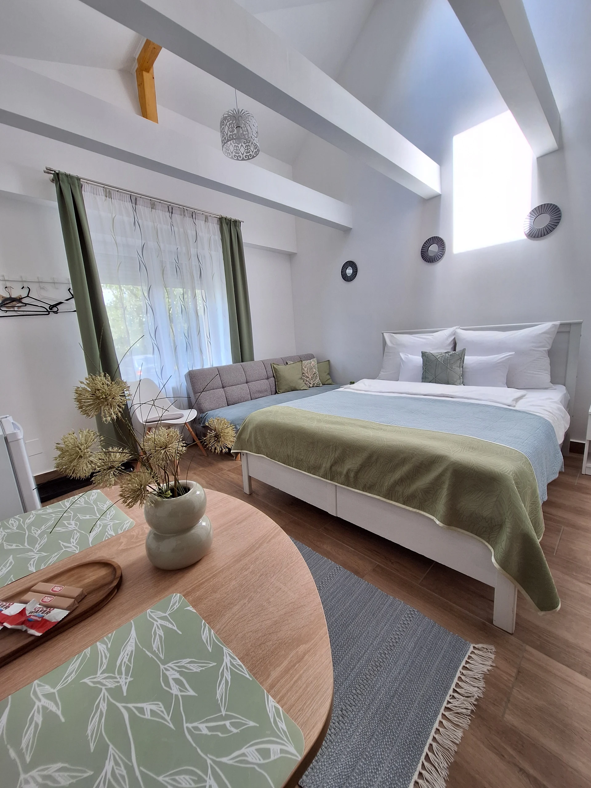Várfal apartman II