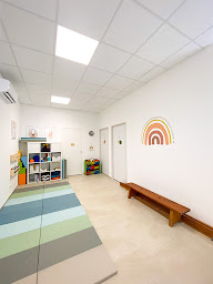 Photo n°8 de Margaux DONATI - Kinésithérapie - Rééducation Périnéale et Pédiatrie à La Londe-les-Maures (Kinésithérapeute)