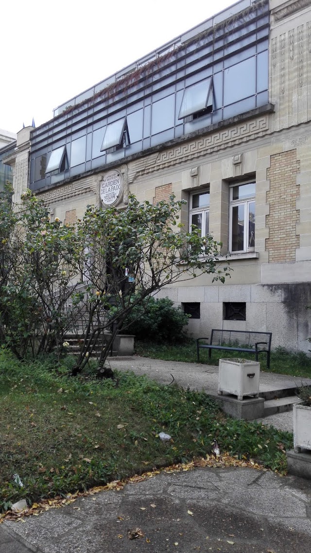 Hopital des Gardiens de la Paix