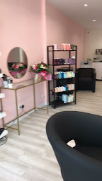 Photo n°3 de L'atelier beauté à Thézan-lès-Béziers (Salon de coiffure)