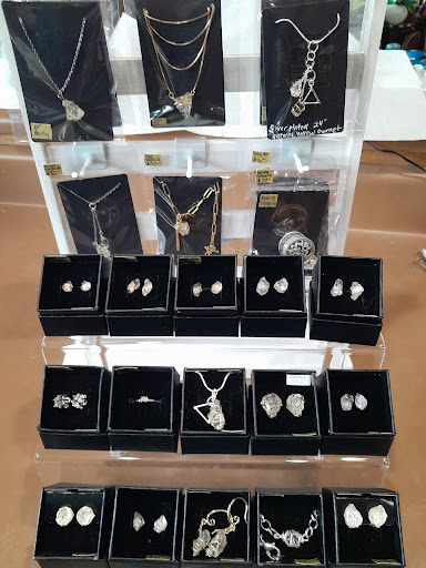 Deb's Diamonds Jewelry