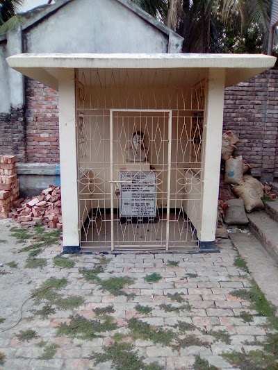 Photos of Bhomra puraton haatkhola sarbojonin puja mandir